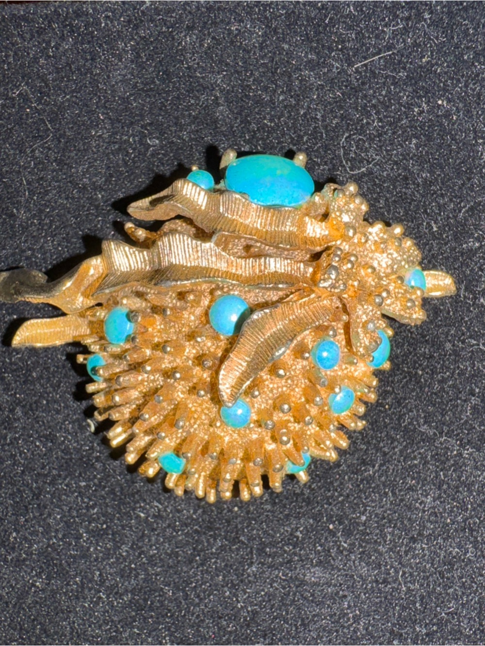 Vtg EMMONS Sea Urchin & Starfish Faux Turquoise Cabochons GoldTone Brooch Unisex